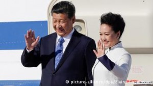 习近平晚宴谈中国反腐：不是“纸牌屋”(组图)