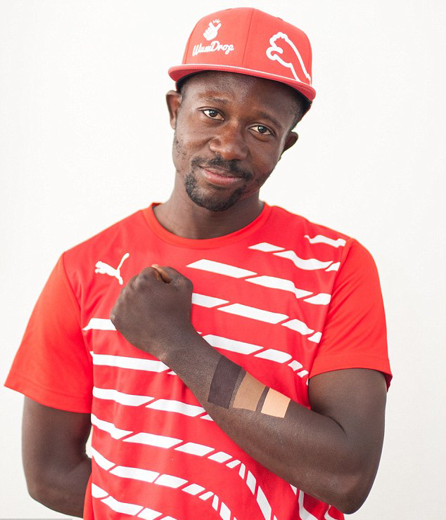 创可贴长得白也是歧视?南非推出黑色创可贴(图)