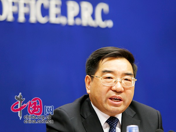 "别让李嘉诚跑了"文章发酵,发改委这样回应(图)