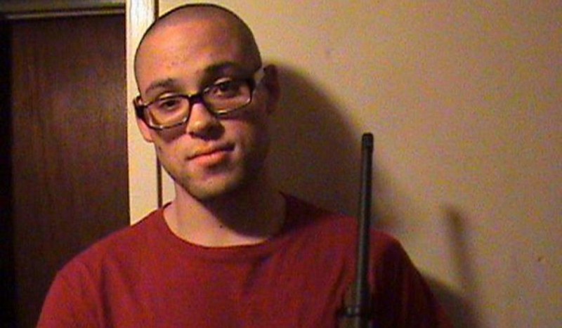 美校园枪击案 枪手崇拜纳粹爱尔兰共和军(多图)