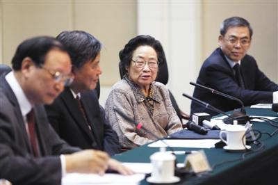 媒体:青蒿素无专利因当时中国尚无专利申请(图)