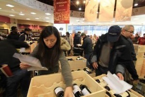 跑车名酒：中国移民在温哥华的豪奢生活