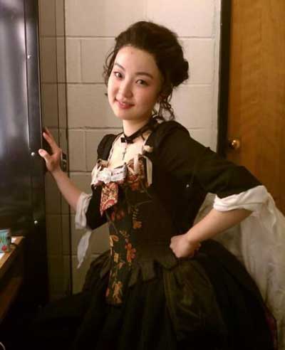 在茱莉亚为彭丽媛献唱的中国姑娘是何人?(组图)