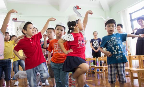 教育部部长:中国教育水平已进入世界中上行列