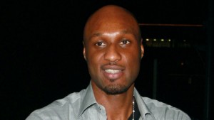 还原奥多姆昏厥:遭卡戴珊压垮 沦为炒作工具(图)