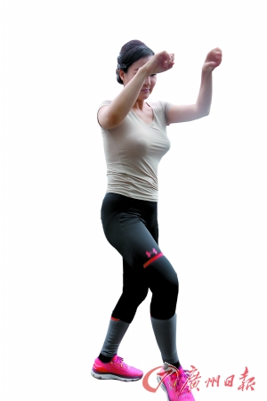 好莱坞G罩杯女星嫌胸部太大 来华做缩胸手术(图)