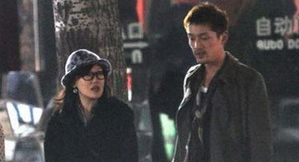 薛佳凝拒聊旧爱胡歌: 他现在太火 我就不参与了