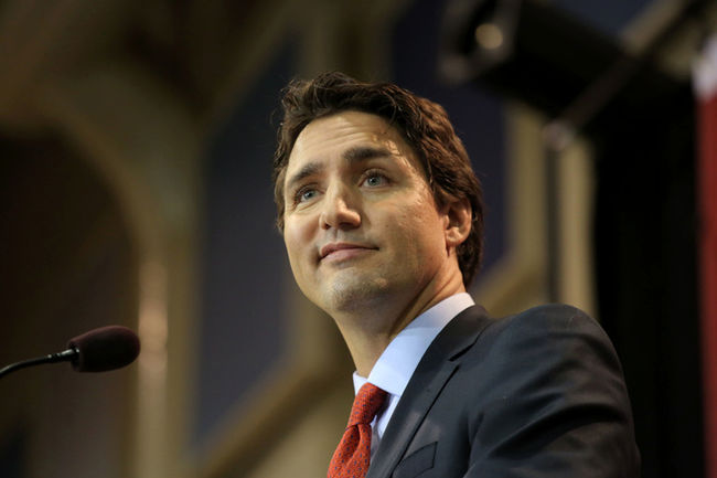 加总理为何执意接受难民?看完你也许也会理解