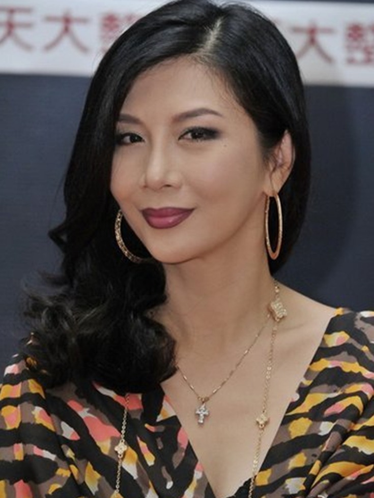 成龙追求三级片女星遭拒 女方至今单身(图)