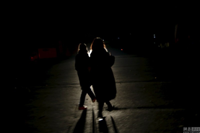 进京上班:"北漂"上班族的艰辛上班路(高清组图)