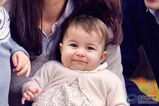 英皇室全家福是骗局? 夏洛特小公主被疑遭PS(图)