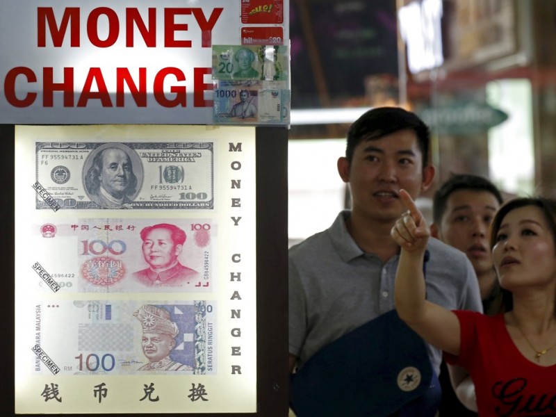 美国欢迎的背后:人民币已到十字路口(图)