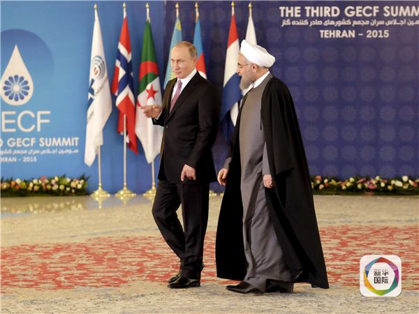 普京为啥走路不摆右臂?专家:这叫"枪手步态"(图)