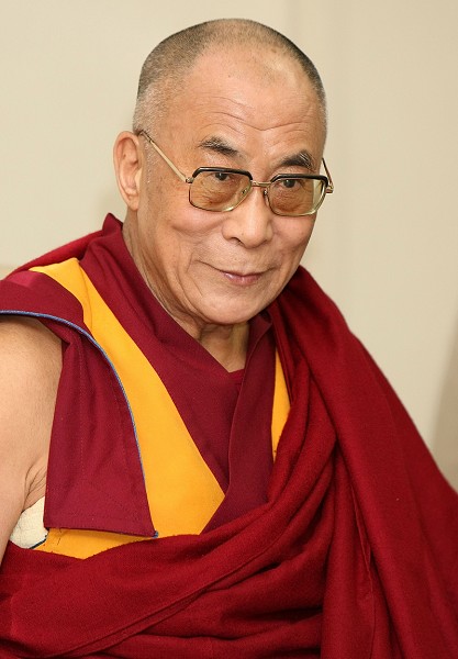 达赖喇嘛:应与伊斯兰“圣战者”对话(图)