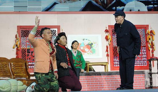 他沉迷赌博,赵本山帮他还20万赌债,如今他红了