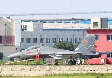 外媒:歼-16D或部署南海 可火力掩护轰-6K(组图)