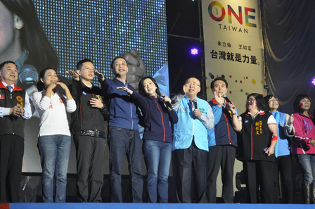 台湾大选超级星期天 各路人马都拼了(图)