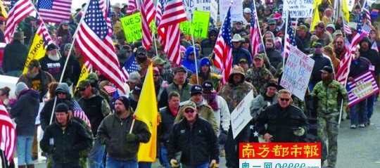 美国牛仔"起义"背后:联邦疯抢地 内华达快亡州了