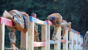 美17岁华裔青年从军路：体能、意志大蜕变(图)