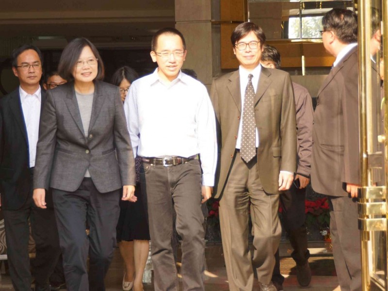 蔡英文尤甚陈水扁 美能否一举分裂中国?