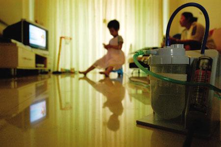 四岁女孩每天吃伟哥?让人惊叹又心酸不已(组图)