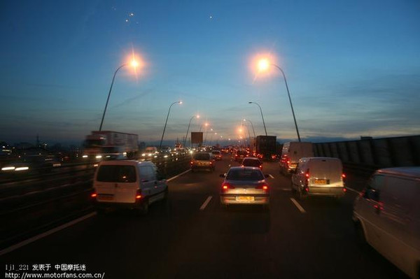 美国华人海归:中国车祸多真是因为人民素质差?