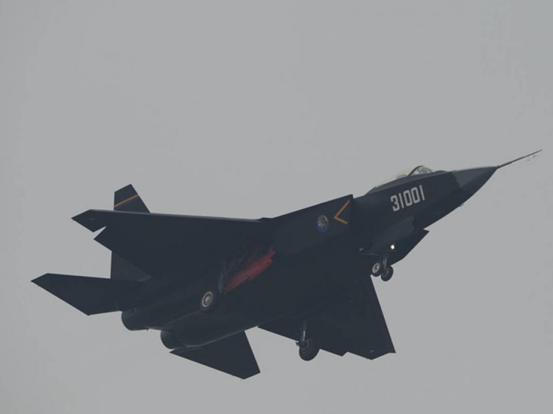 解密：歼-31战机为何突然“消失”了(图)