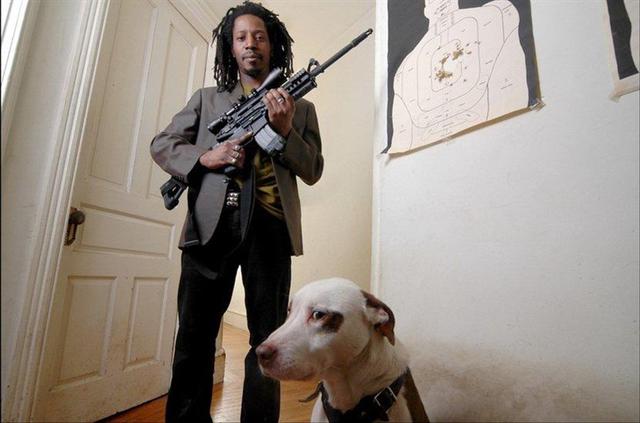 你为什么买枪?摄影师探访美国持枪家庭(图)