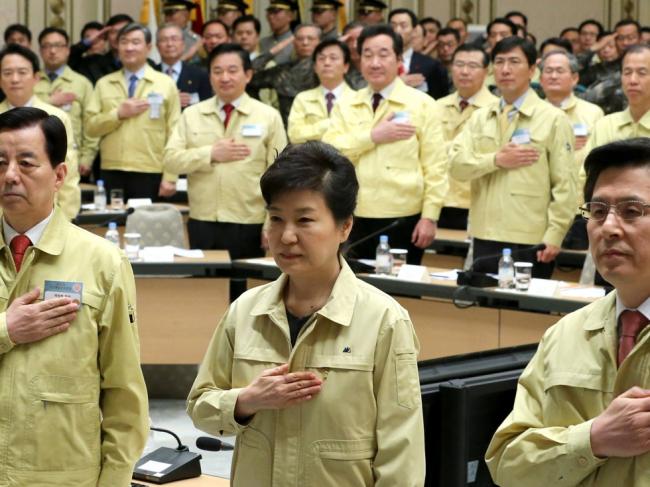 热评:朴槿惠壮志难酬 宿命还是无能(图)