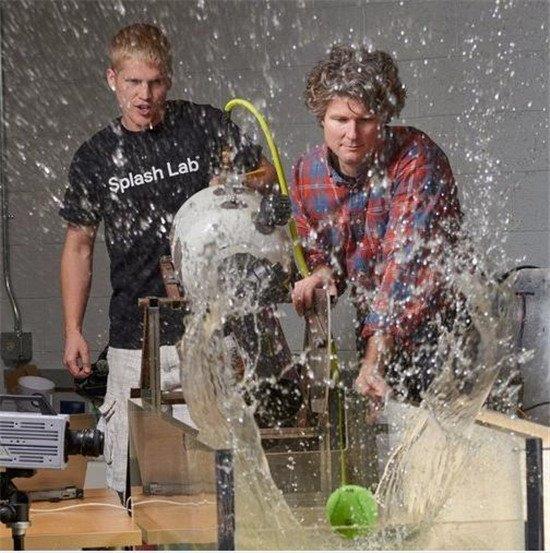 不要笑:美国科学家正式研究打水漂(图)