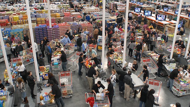 他用朋友的卡在Costco购物 结果招来警察!(图)