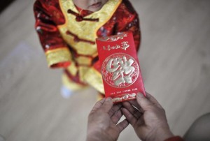 组图：儿媳发七张照片，致敬婆婆的双手