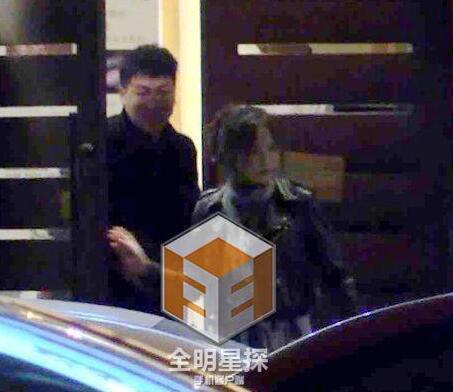 爽爸回应胡彦斌酒店门:这是个花心大萝卜啊(图)