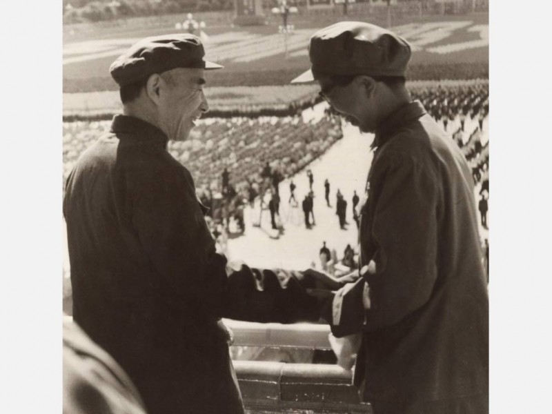 史海:林彪江青爆激烈冲突叶群下跪劝阻(图)