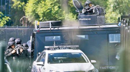 澳洲枪案:枪手狂扫悉尼工业区 吞枪自杀(图)