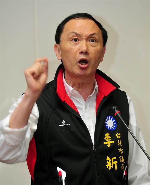 洪秀柱反对年轻人"造反":难道要诅咒小孩去死吗