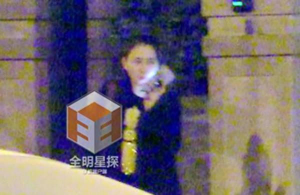 马苏醉酒随小鲜肉回公寓 疑似新男友曝光(多图)