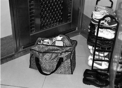 小伙给丈母娘买除湿机 亲妈吃醋将其赶出门(图)