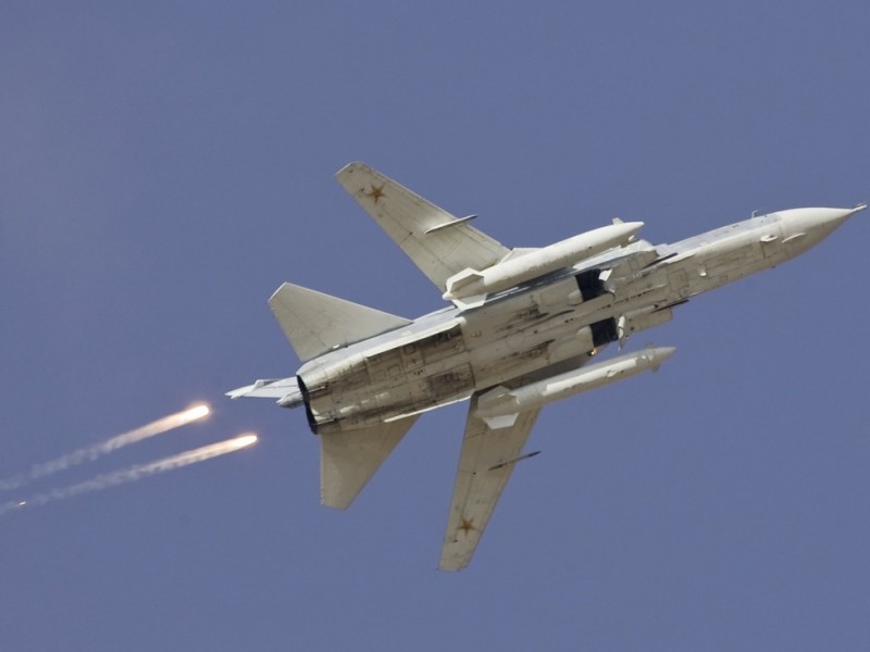 俄战机模拟攻击美军舰 美严重不安(图)