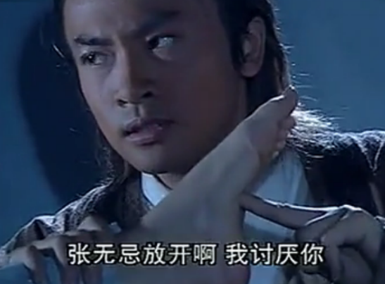 女生邋遢起来有多可怕?饭盒12层 厕所比卧室干净