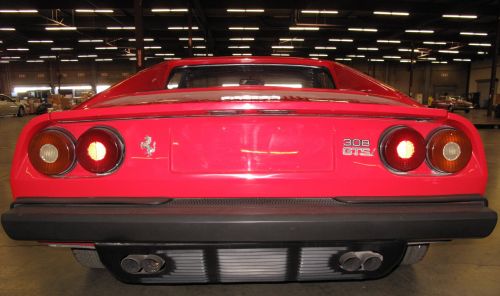 28年前被盗的法拉利,在洛杉矶被海关查获(图)