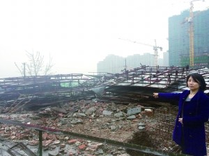 女子旅游归来家中三层小楼被拆 多方称不知情(图)