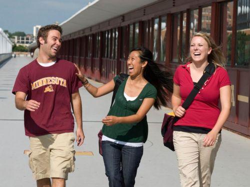 盘点:美国最富有的30所大学 第一名是...(图)