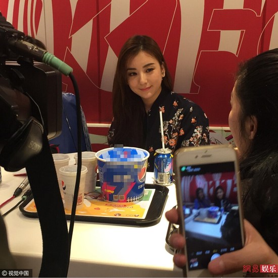 郭富城女友方媛: 不真实的负面我不介意(图)