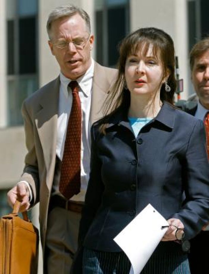 美高端老鸨顾客名单公布:FBI国务院都是客户(图)