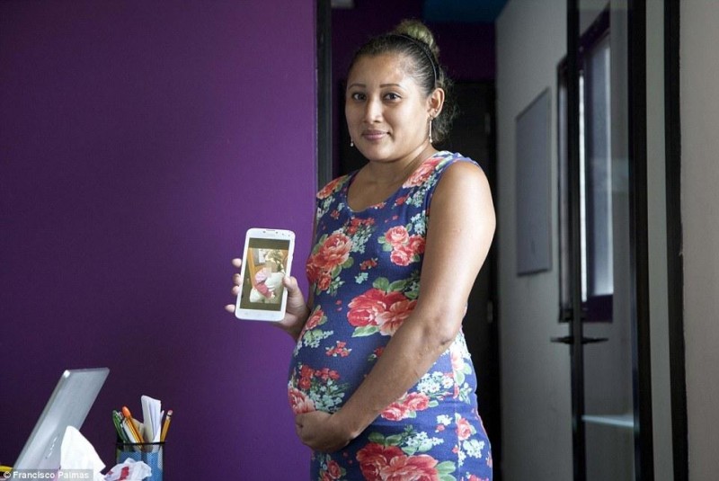 墨西哥代孕产业链 生1个孩子顶20年工资(组图)