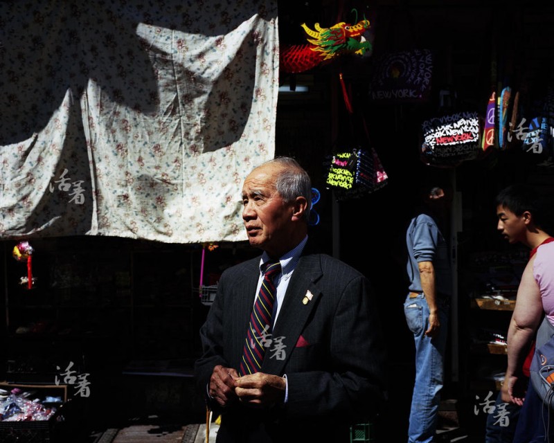 美国华人真实生活：奋斗中融入 去不掉中国味(图)