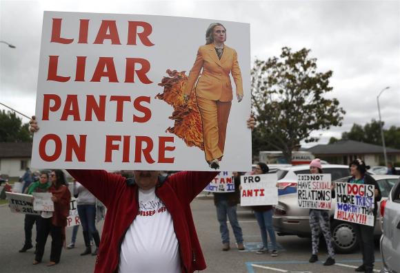 事情正在起变化 希拉里的白宫梦悬了(图)