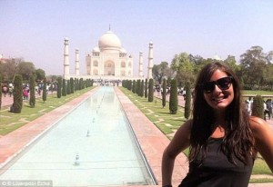 女子婚礼前被未婚夫抛弃 周游世界成畅销作家(图)