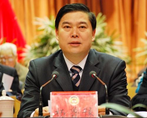 济南落马书记曾间接喊话市长:  我在你别刷存在感